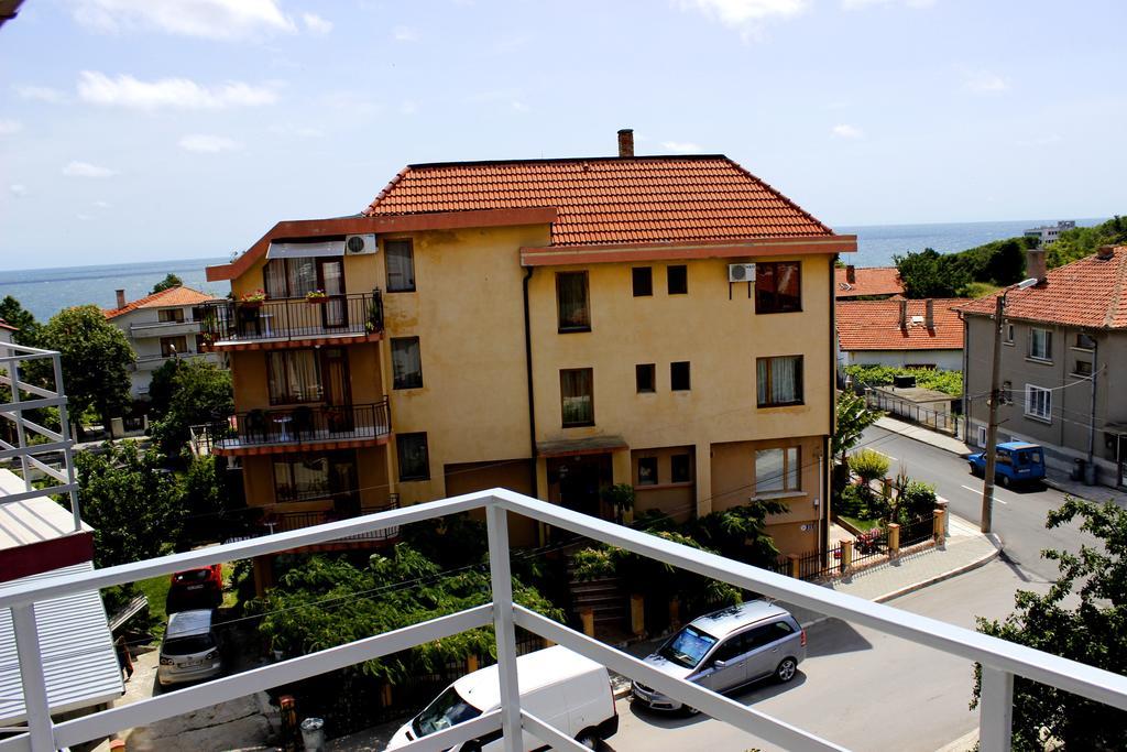 Villa Maris Obzor Exterior photo